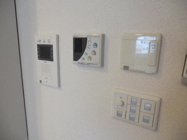 ロイヤルパークス新田の物件内観写真